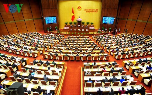 Concluye Parlamento vietnamita noveno pleno